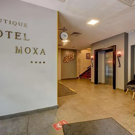 Moxa Boutique 4*