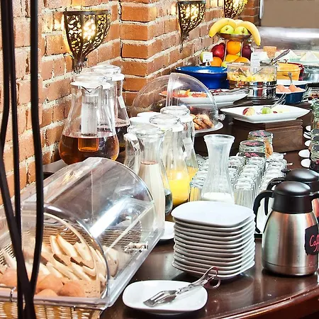 Hotel Moxa Boutique 4*