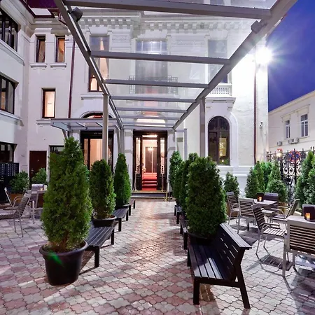 Moxa Hotel 4*