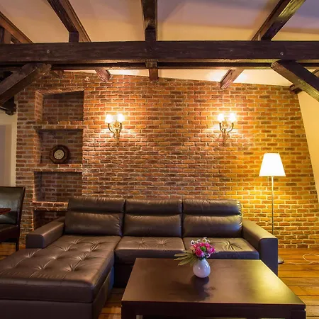 Moxa Boutique 4*