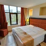 Moxa 4* Bucarest